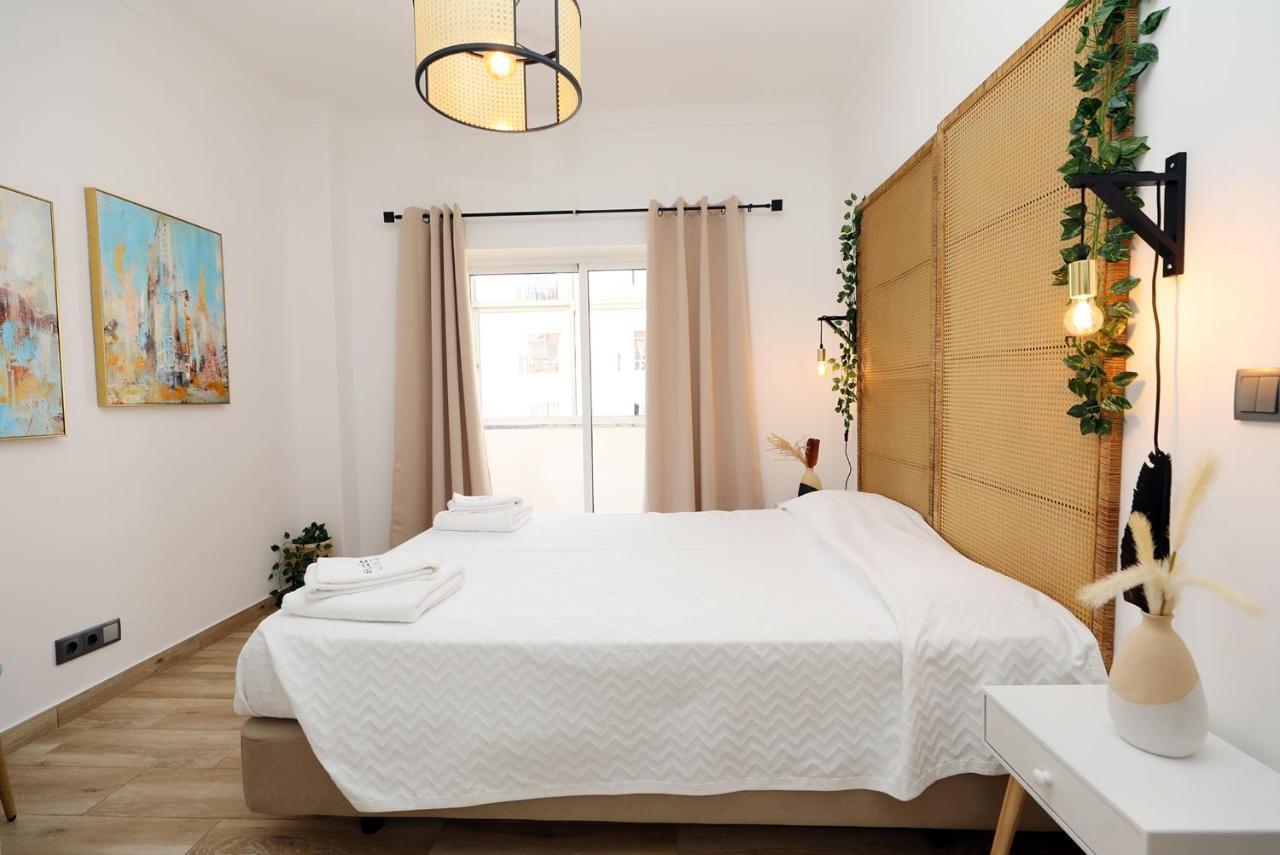 A42 - Trindade Apartment In Lagos Exteriör bild