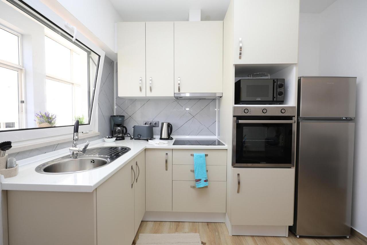 A42 - Trindade Apartment In Lagos Exteriör bild